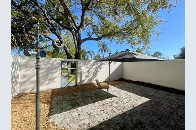 1330 S Jefferson Avenue, Sarasota, FL 34239 - Photo 30