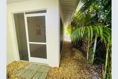 1330 S Jefferson Avenue, Sarasota, FL 34239 - Photo 26