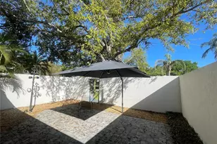 1330 S Jefferson Ave, Sarasota, FL 34239 - Photo 28