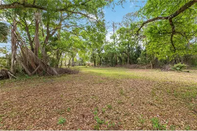 4524 28th Avenue Drive E, Bradenton, FL 34208 - Photo 6