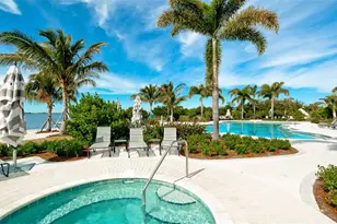 379 Aruba Cir, Bradenton, FL 34209 - Photo 58