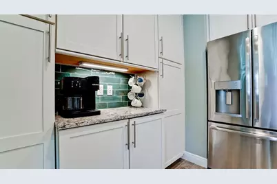 379 Aruba Circle #303, Bradenton, FL 34209 - Photo 24