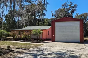 317 S Fern St, San Mateo, FL 32187 - Photo 2