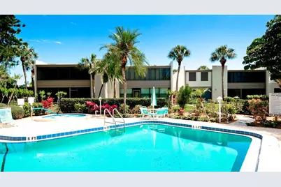 542 542 Lakeside Drive #542, Bradenton, FL 34210 - Photo 4