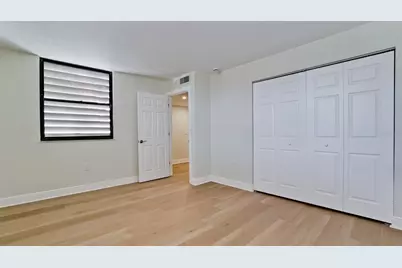 542 542 Lakeside Drive #542, Bradenton, FL 34210 - Photo 14