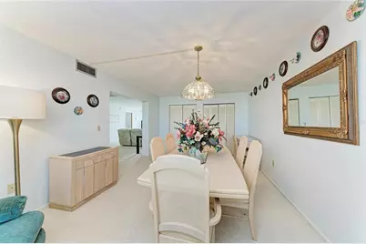 3983 Maceachen Boulevard #424, Sarasota, FL 34233 - Photo 26