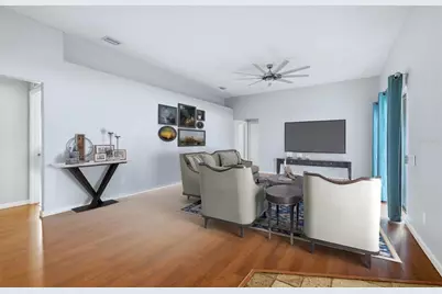 4324 Windmill Pointe Dr, Plant City, FL 33567 - Photo 10