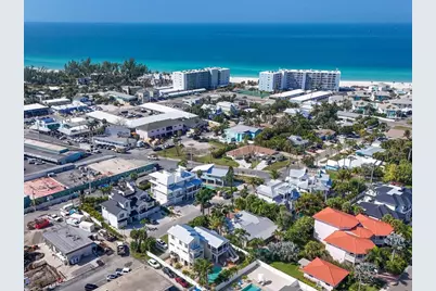 303 55th Street, Holmes Beach, FL 34217 - Photo 50