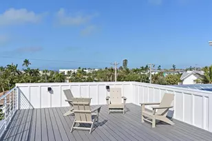 303 55th St, Holmes Beach, FL 34217 - Photo 34