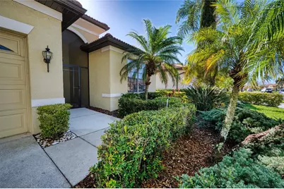 8142 Stirling Falls Circle, Sarasota, FL 34243 - Photo 2
