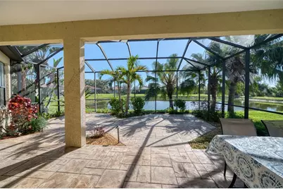 8142 Stirling Falls Circle, Sarasota, FL 34243 - Photo 8