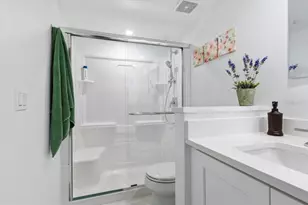 1708 Glenhouse Dr, Sarasota, FL 34231 - Photo 16