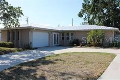 5911 7th Avenue Drive W, Bradenton, FL 34209 - Photo 2