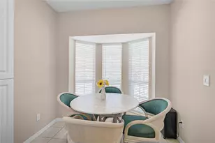 414 Laurel Lake Dr, Venice, FL 34292 - Photo 12