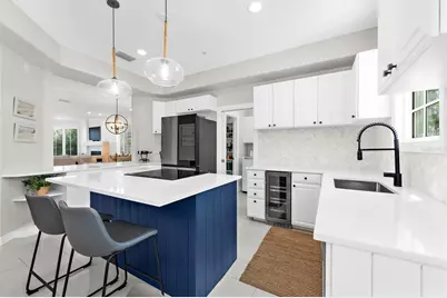 3941 Hamilton Club Circle #9, Sarasota, FL 34242 - Photo 12