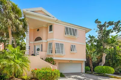 3941 Hamilton Club Circle #9, Sarasota, FL 34242 - Photo 2