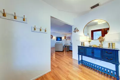 5354 Shadow Lawn Drive, Sarasota, FL 34242 - Photo 8