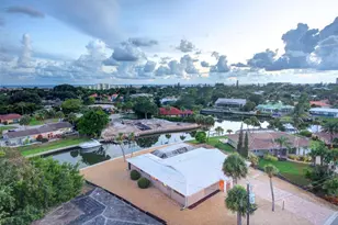 5354 Shadow Lawn Dr, Sarasota, FL 34242 - Photo 4