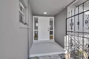 2216 Cherbourg Ct, Orlando, FL 32808 - Photo 4