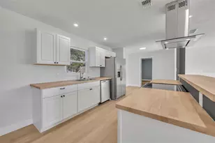 2216 Cherbourg Ct, Orlando, FL 32808 - Photo 14