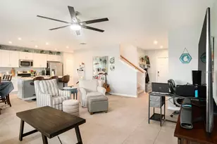 5912 Laurelcrest Gln, Palmetto, FL 34221 - Photo 4