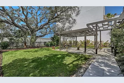 1563 4th Street, Sarasota, FL 34236 - Photo 8