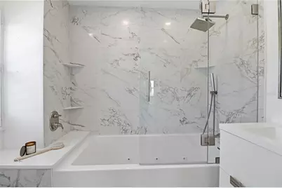 226 Golden Gate Point #34, Sarasota, FL 34236 - Photo 40