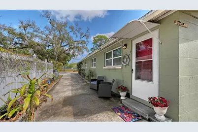 1860 7th Street, Sarasota, FL 34236 - Photo 2