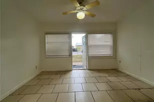 720 22nd Ave W, Bradenton, FL 34205 - Photo 1