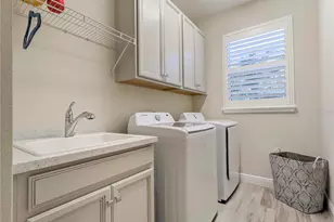 1045 Crosswind Ave, Sarasota, FL 34240 - Photo 54