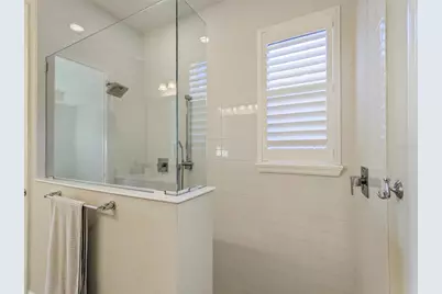 1045 Crosswind Avenue, Sarasota, FL 34240 - Photo 38