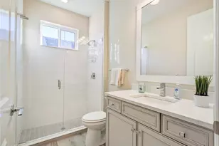 1045 Crosswind Ave, Sarasota, FL 34240 - Photo 50