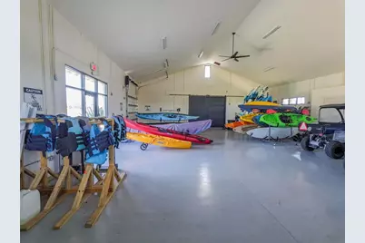 1045 Crosswind Avenue, Sarasota, FL 34240 - Photo 100