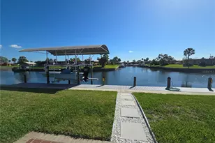 4007 Royal Palm Dr, Bradenton, FL 34210 - Photo 44