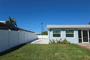 4007 Royal Palm Dr, Bradenton, FL 34210 - Photo 36