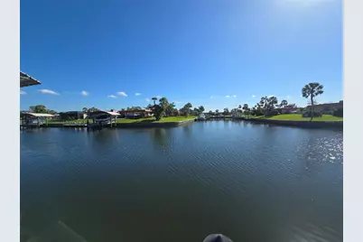 4007 Royal Palm Drive, Bradenton, FL 34210 - Photo 18
