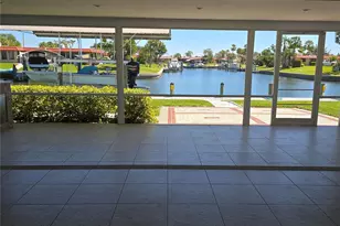 4007 Royal Palm Dr, Bradenton, FL 34210 - Photo 6