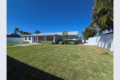 4007 Royal Palm Drive, Bradenton, FL 34210 - Photo 10