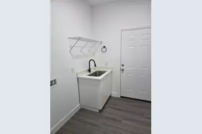 2300 Parrot Street, North Port, FL 34286 - Photo 10