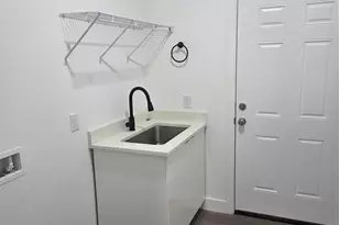 2300 Parrot St, North Port, FL 34286 - Photo 10