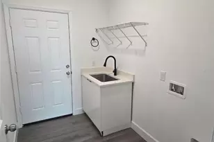 2278 Parrot St, North Port, FL 34286 - Photo 12