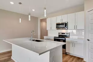 18303 Wheathouse Pl, Bradenton, FL 34211 - Photo 4