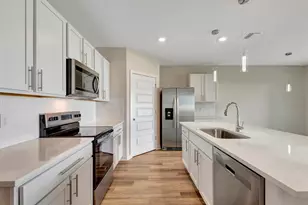 18303 Wheathouse Pl, Bradenton, FL 34211 - Photo 10