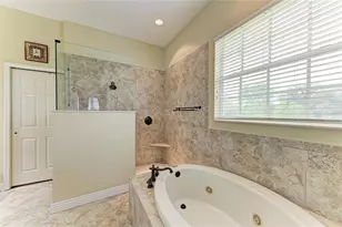 23327 Red Robin Pl, Bradenton, FL 34202 - Photo 30