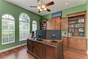 23327 Red Robin Pl, Bradenton, FL 34202 - Photo 4