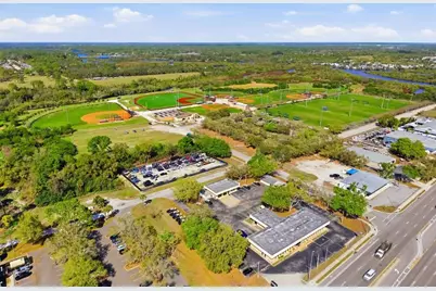 5423 Fairfield Boulevard, Bradenton, FL 34203 - Photo 74