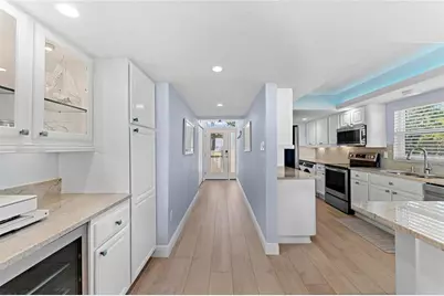 600 Manatee Avenue #106, Holmes Beach, FL 34217 - Photo 14