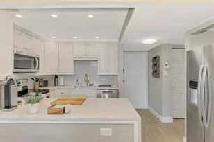 5855 Midnight Pass Rd, Sarasota, FL 34242 - Photo 14