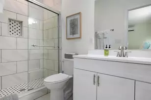 2539 Trinidad St, Sarasota, FL 34231 - Photo 14