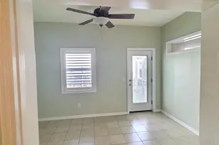 339 Fareham Dr, Venice, FL 34293 - Photo 18